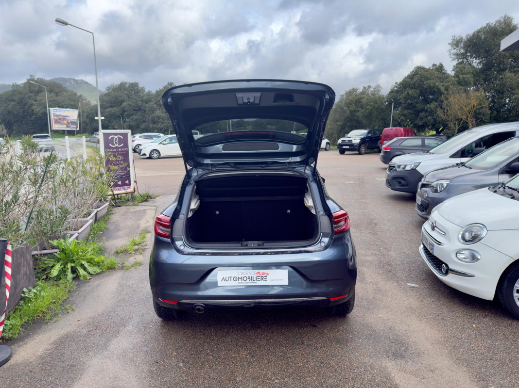 Renault Clio — 7