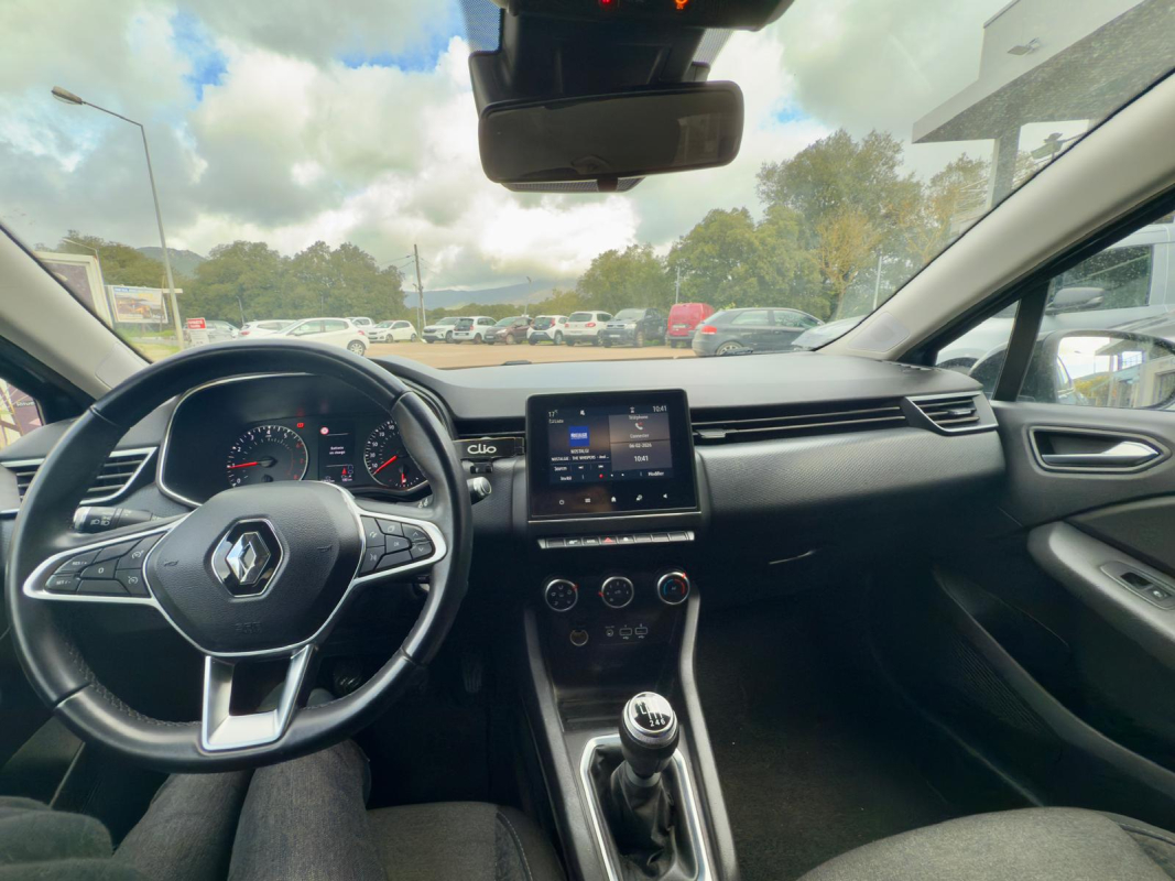 Renault Clio — 13