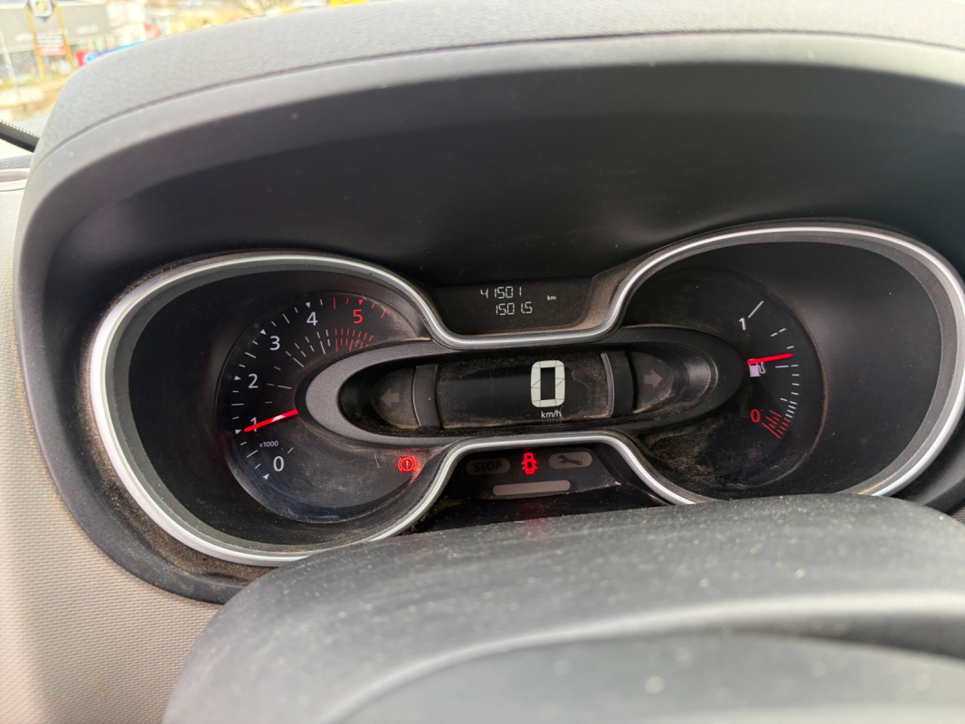 Renault Trafic — 14