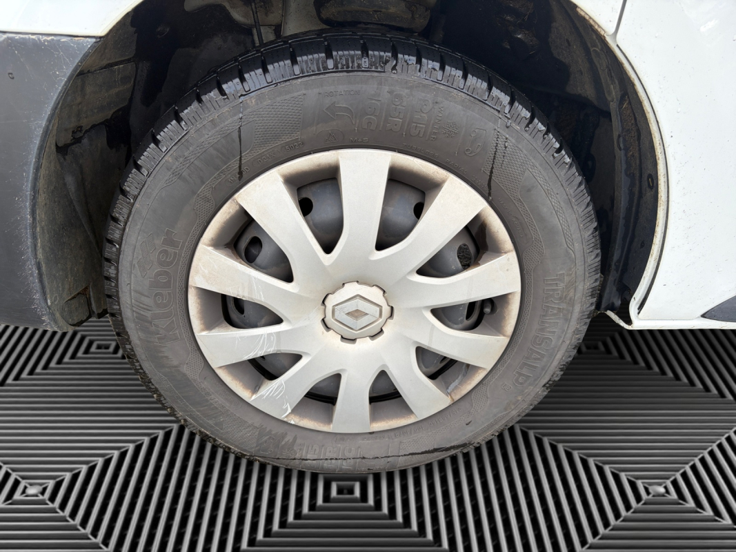 Renault Trafic — 15