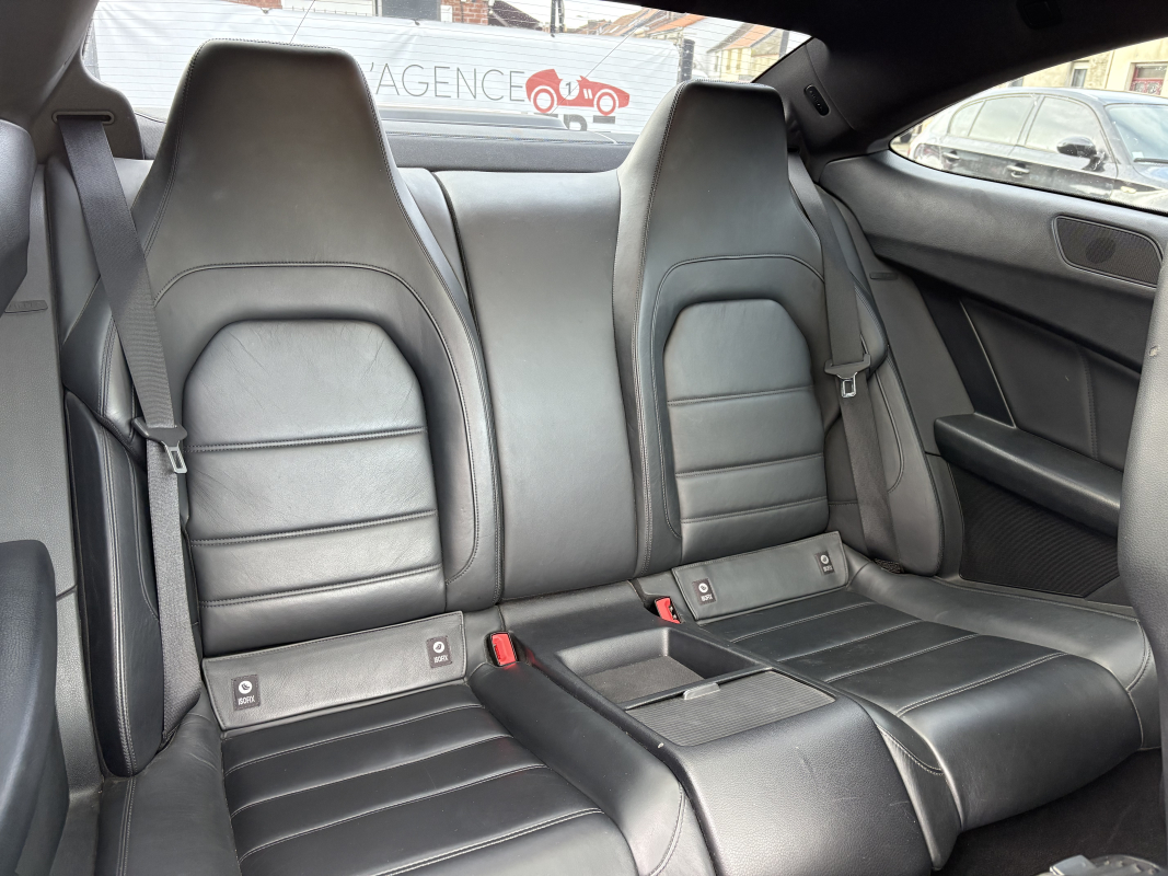 Mercedes Classe C — 16
