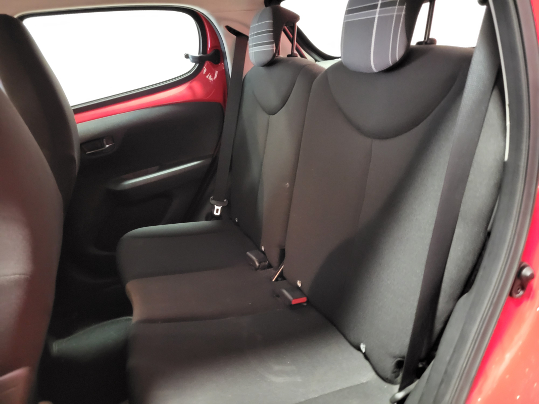 Peugeot 108 — 11