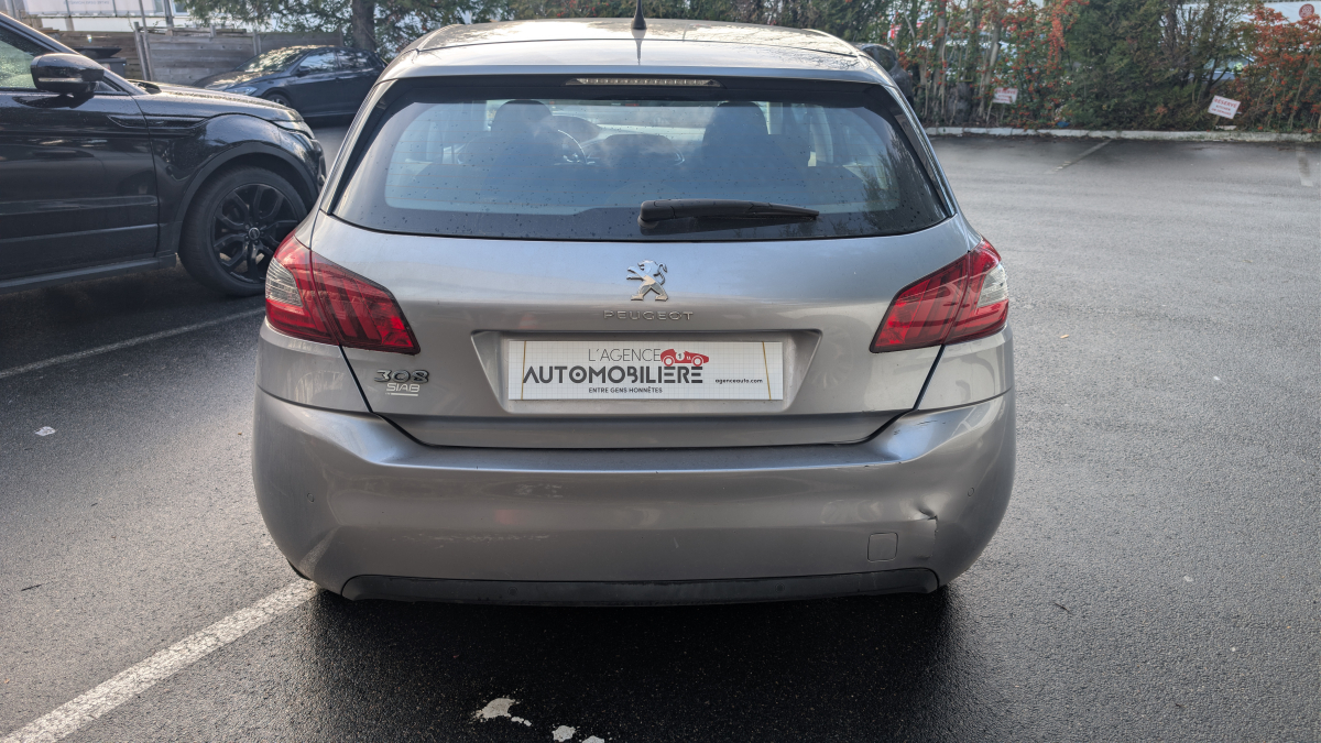 Peugeot 308 — 6