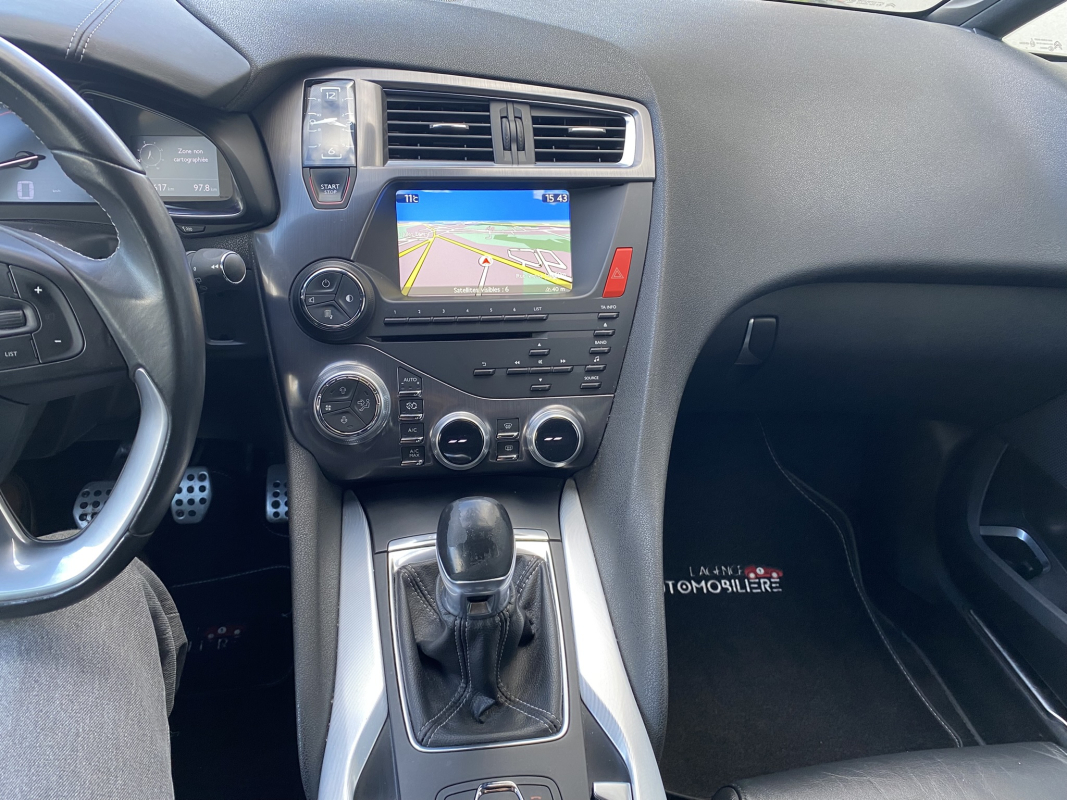 Citroen DS5 — 11