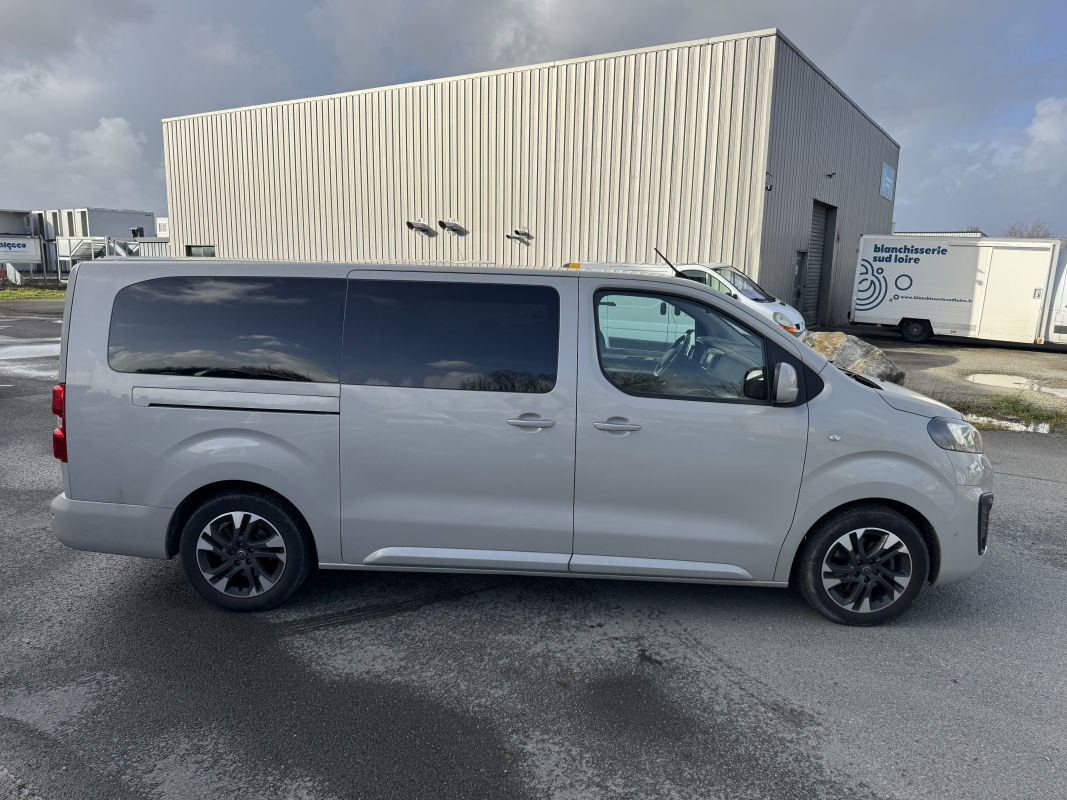 Opel Zafira Life — 4