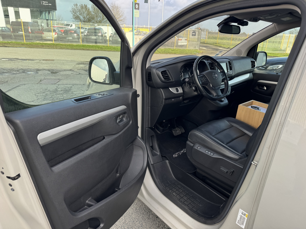Opel Zafira Life — 13