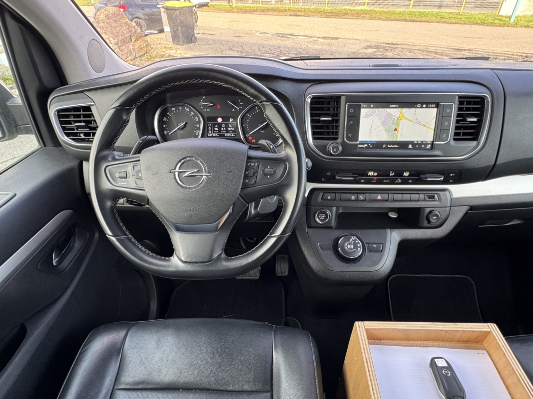Opel Zafira Life — 17