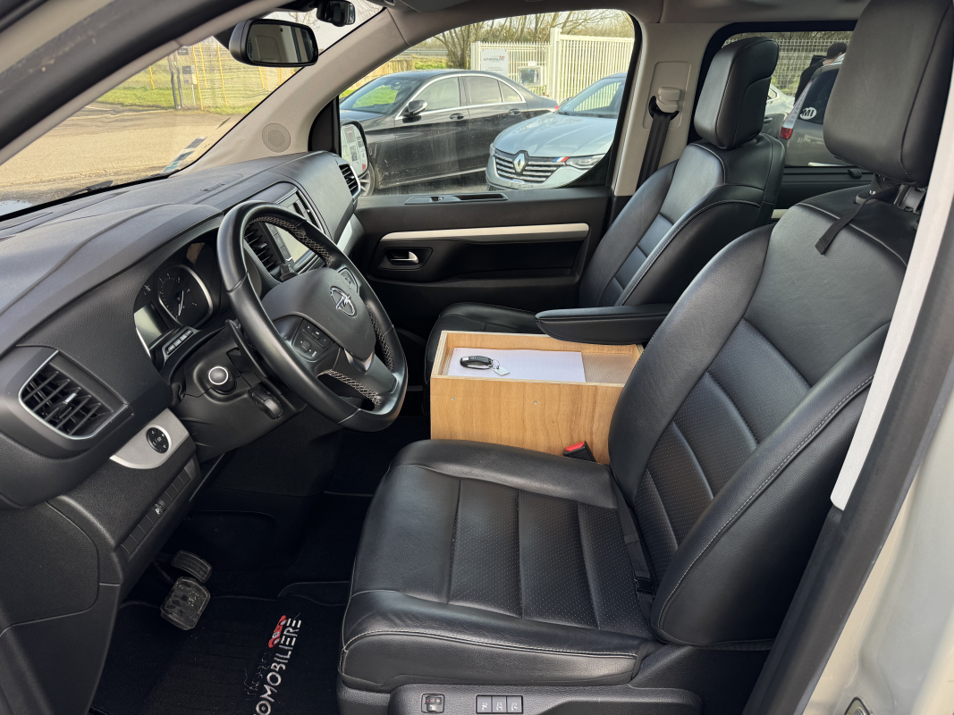 Opel Zafira Life — 15