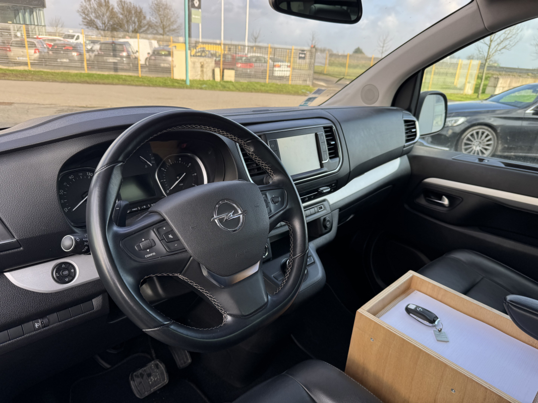 Opel Zafira Life — 14