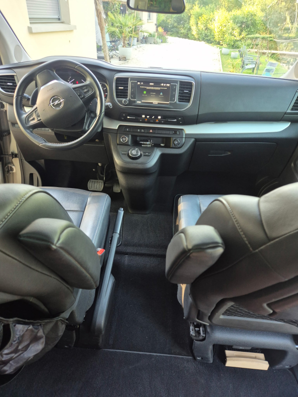 Opel Zafira Life — 27