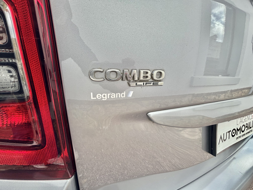 Opel Combo Life — 11