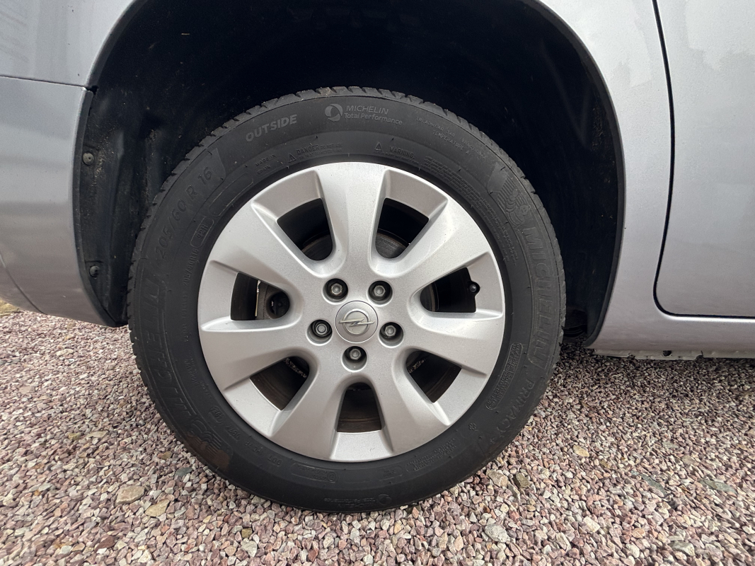Opel Combo Life — 29