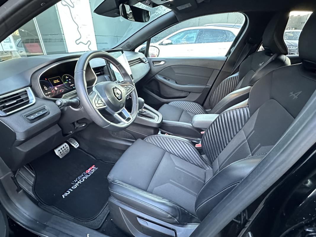 Renault Clio — 8