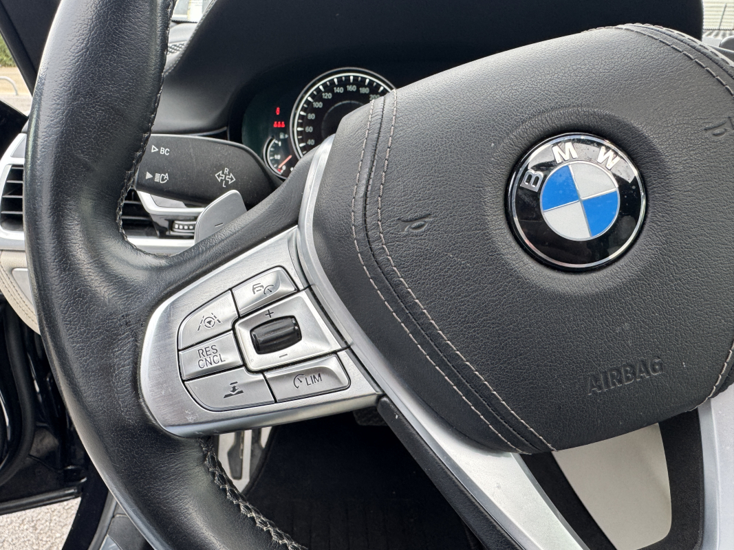 Bmw Série 7 — 12