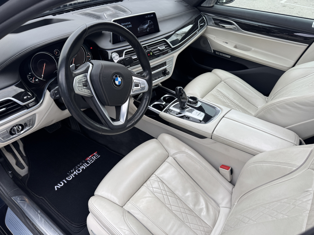 Bmw Série 7 — 8
