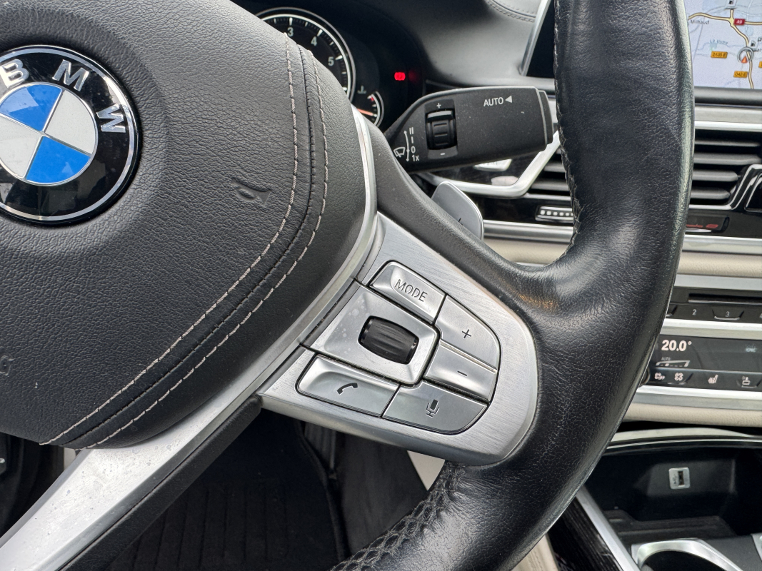 Bmw Série 7 — 13