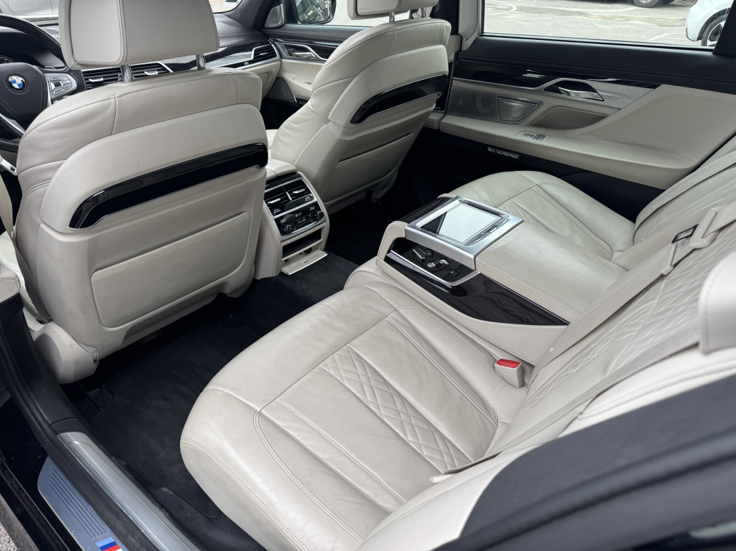 Bmw Série 7 — 20