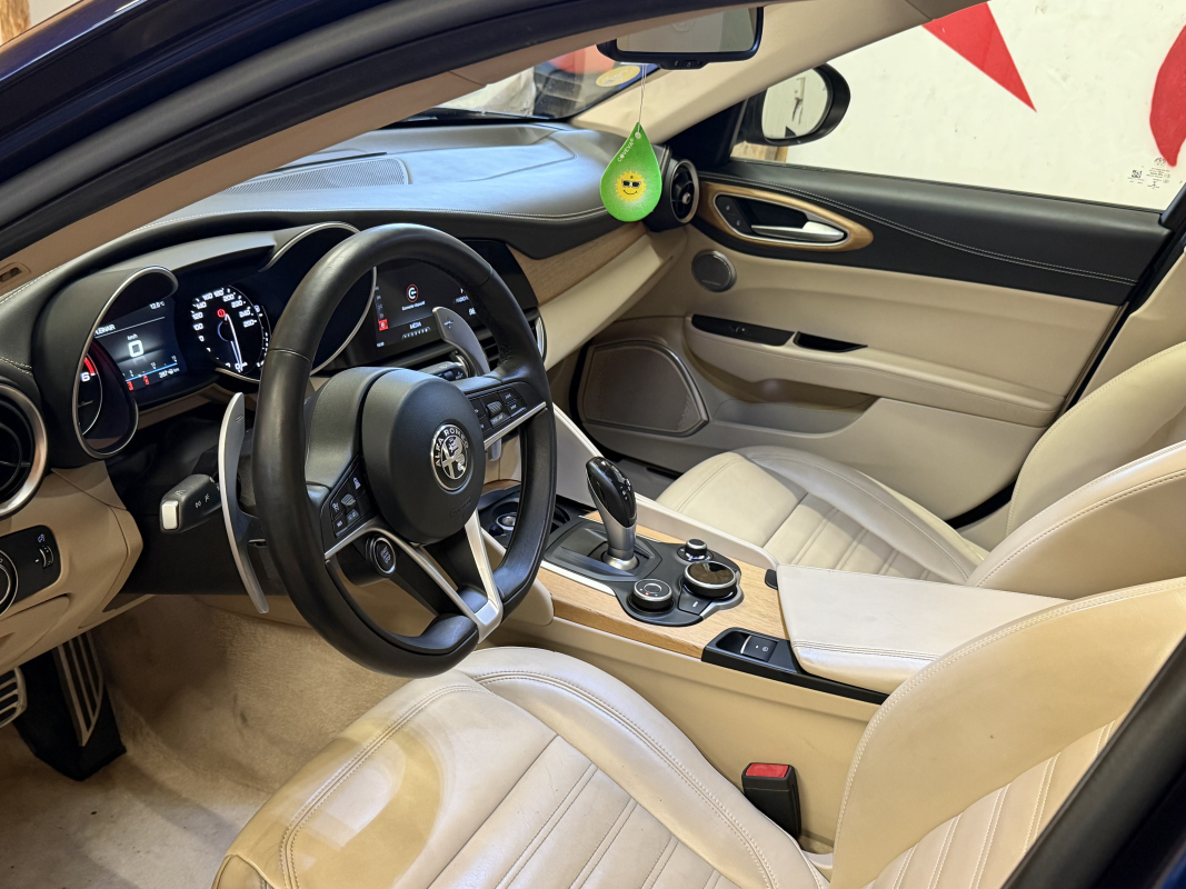 Alfa Romeo Giulia — 9