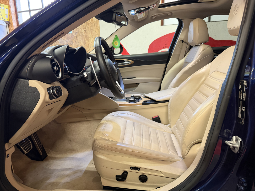 Alfa Romeo Giulia — 8