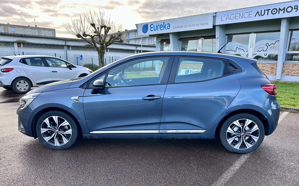 Renault Clio — 8