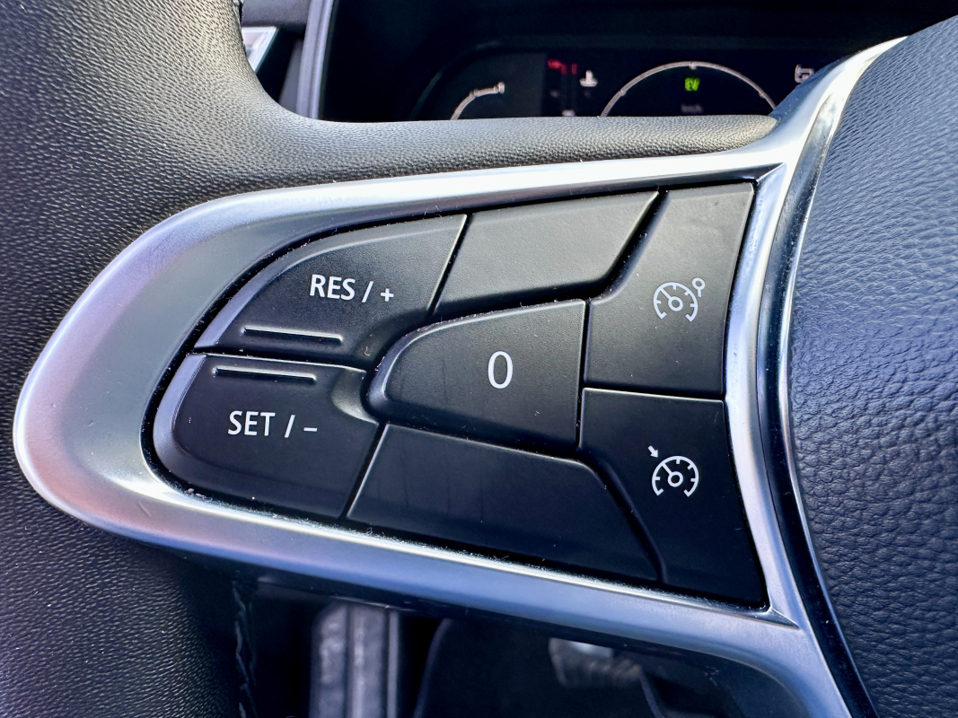 Renault Clio — 18
