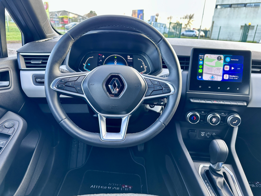 Renault Clio — 16