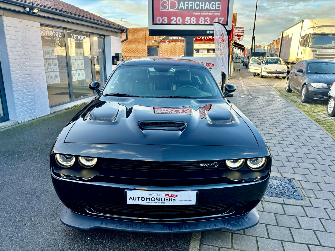 Dodge Challenger — 9