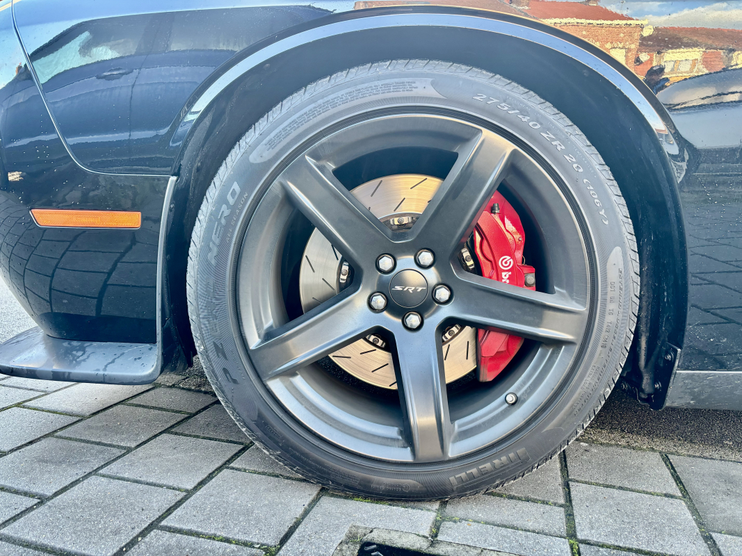 Dodge Challenger — 39