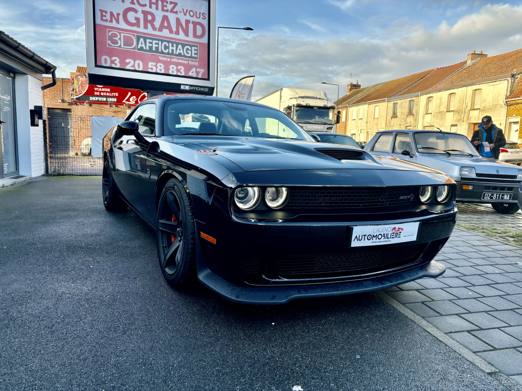 Dodge Challenger — 7