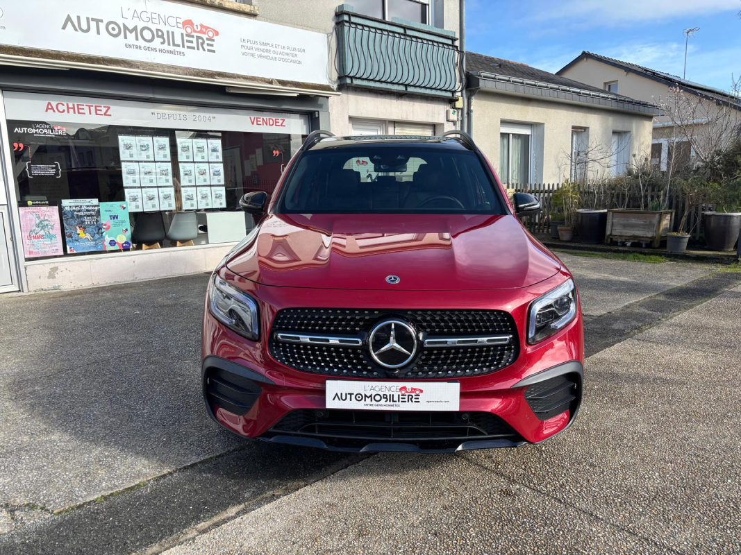 Mercedes GLB — 2