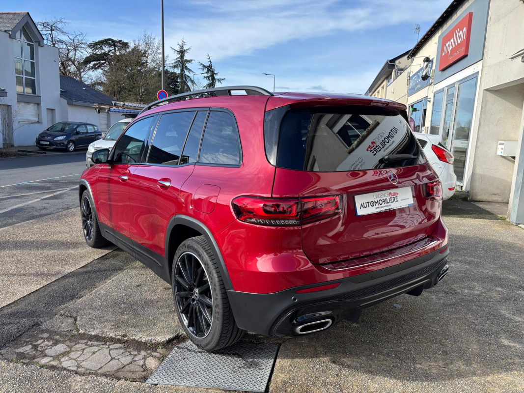 Mercedes GLB — 7
