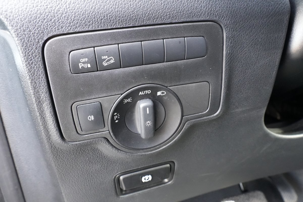 Mercedes Vito — 27