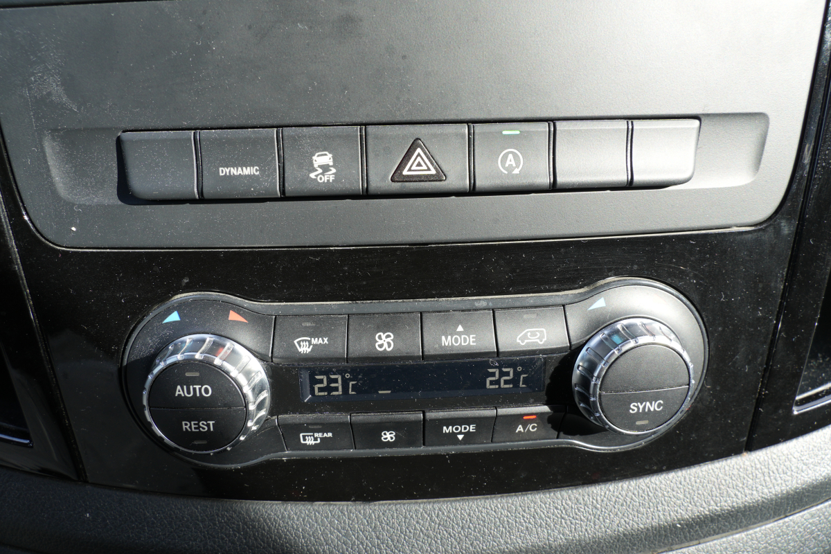 Mercedes Vito — 15