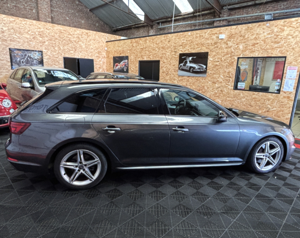 Audi A4 — 4