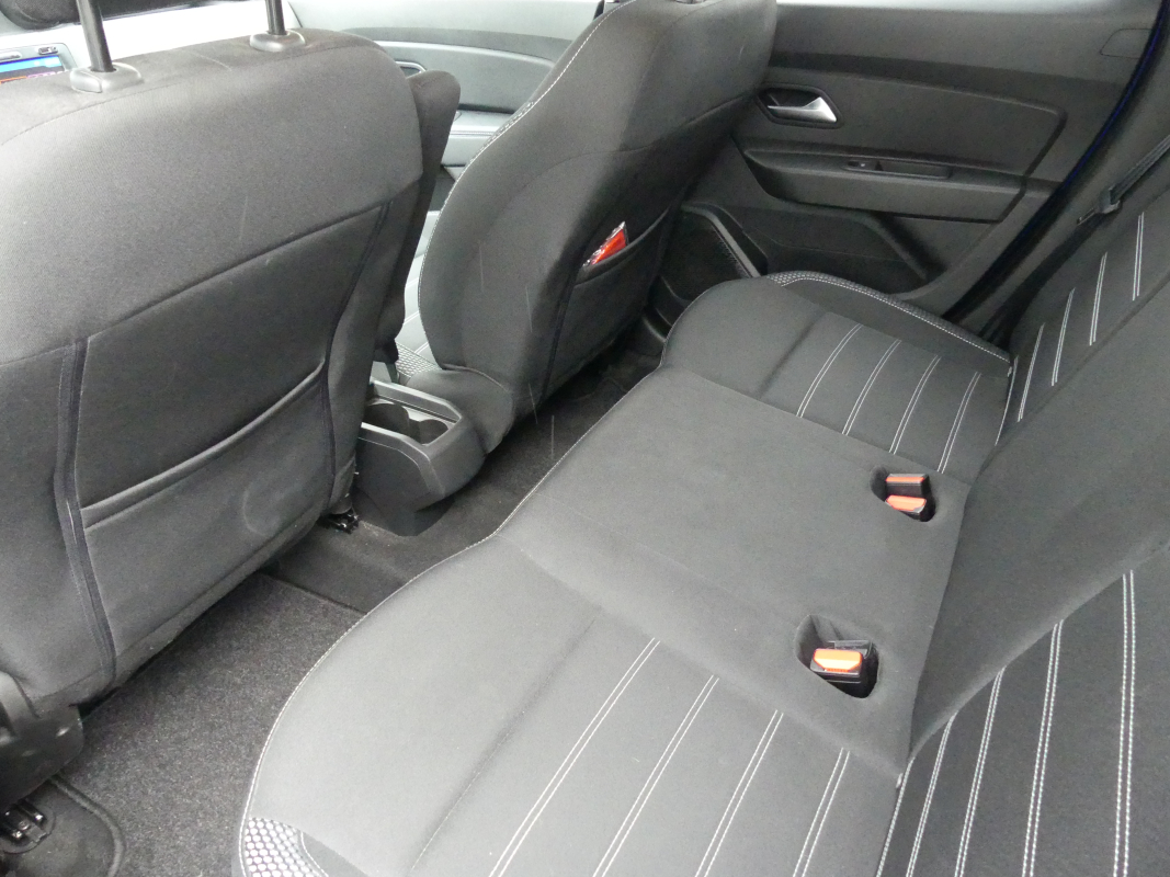 Dacia Duster — 11