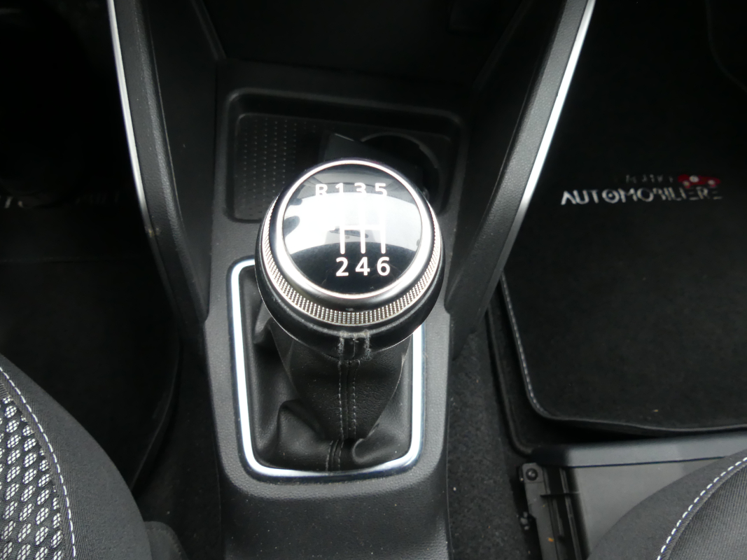Dacia Duster — 18