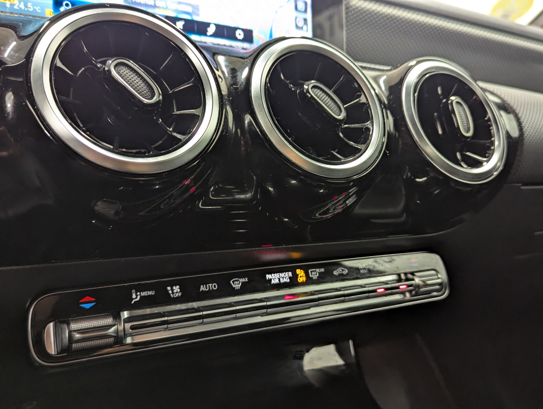 Mercedes Classe CLA — 21