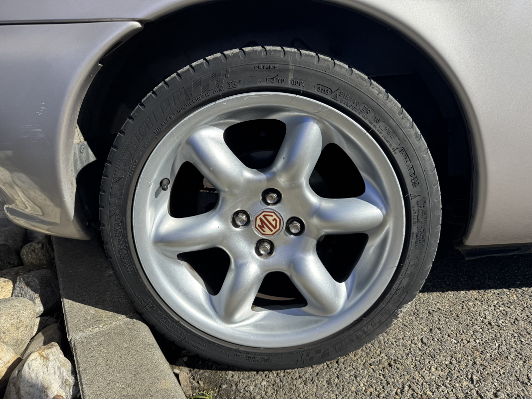 MG MGF/MGTF — 35