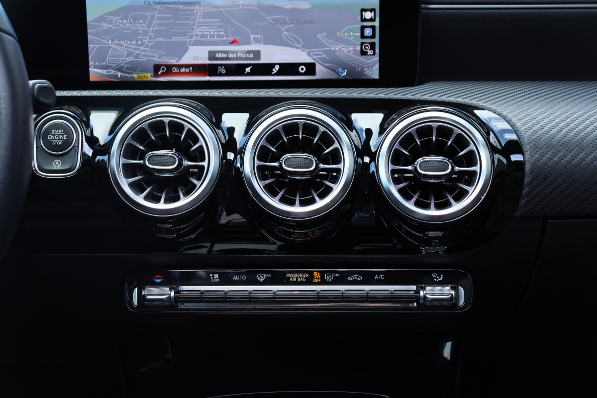 Mercedes Classe A — 14