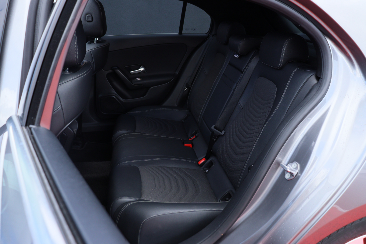 Mercedes Classe A — 18