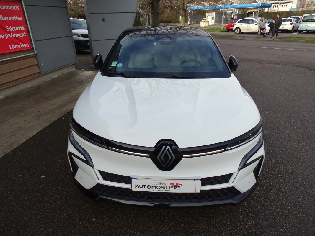Renault Megane — 3
