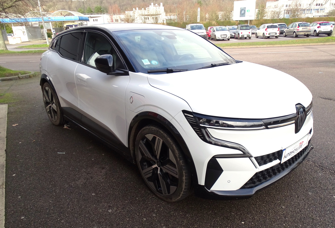 Renault Megane — 5