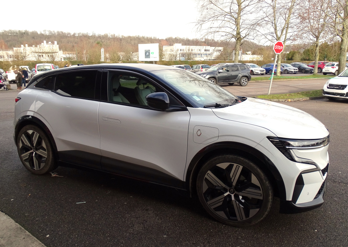 Renault Megane — 7