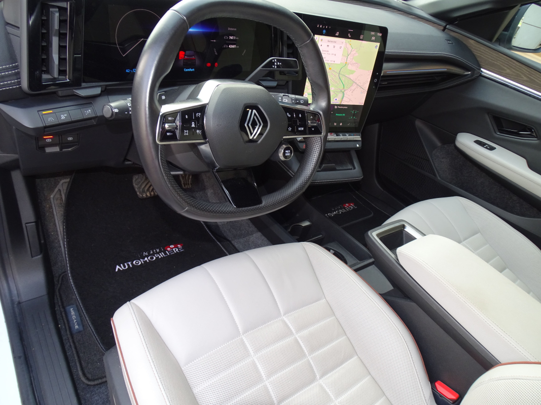 Renault Megane — 26