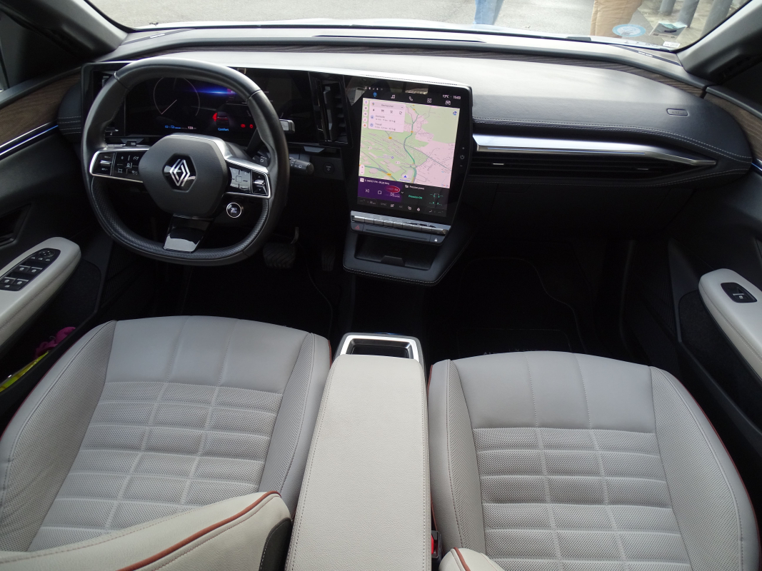Renault Megane — 24