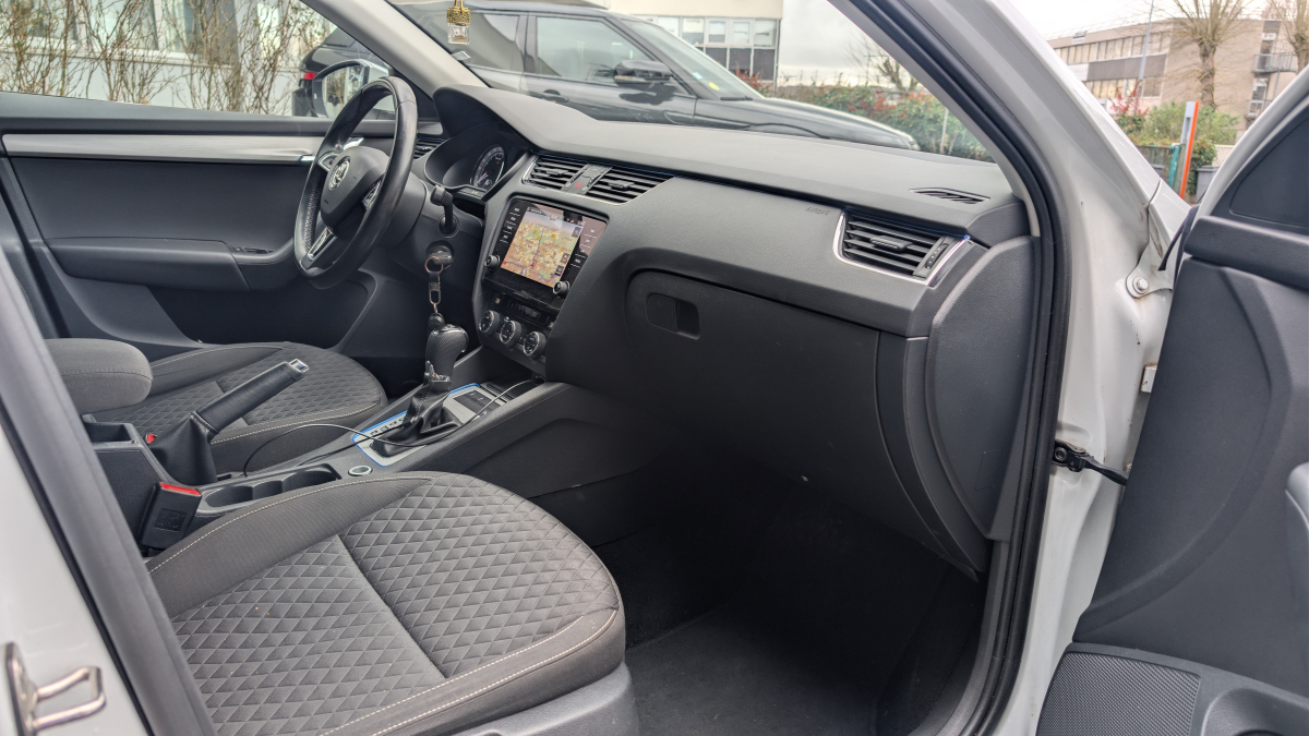 Skoda Octavia — 12