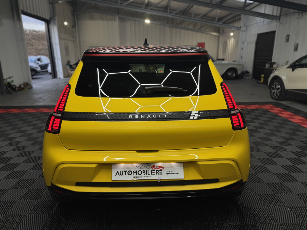 Renault R5 — 7