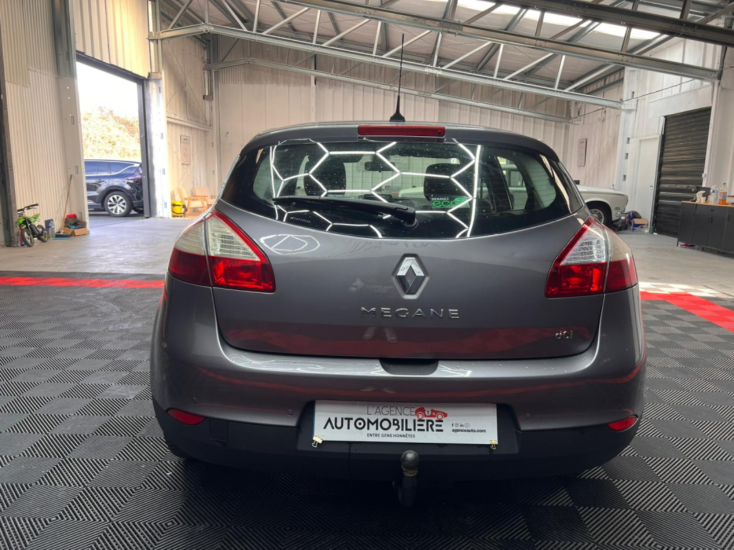 Renault Megane — 6