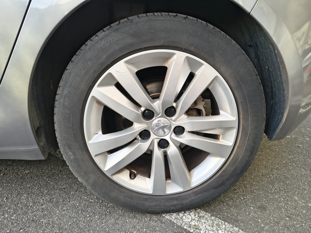 Peugeot 308 — 29