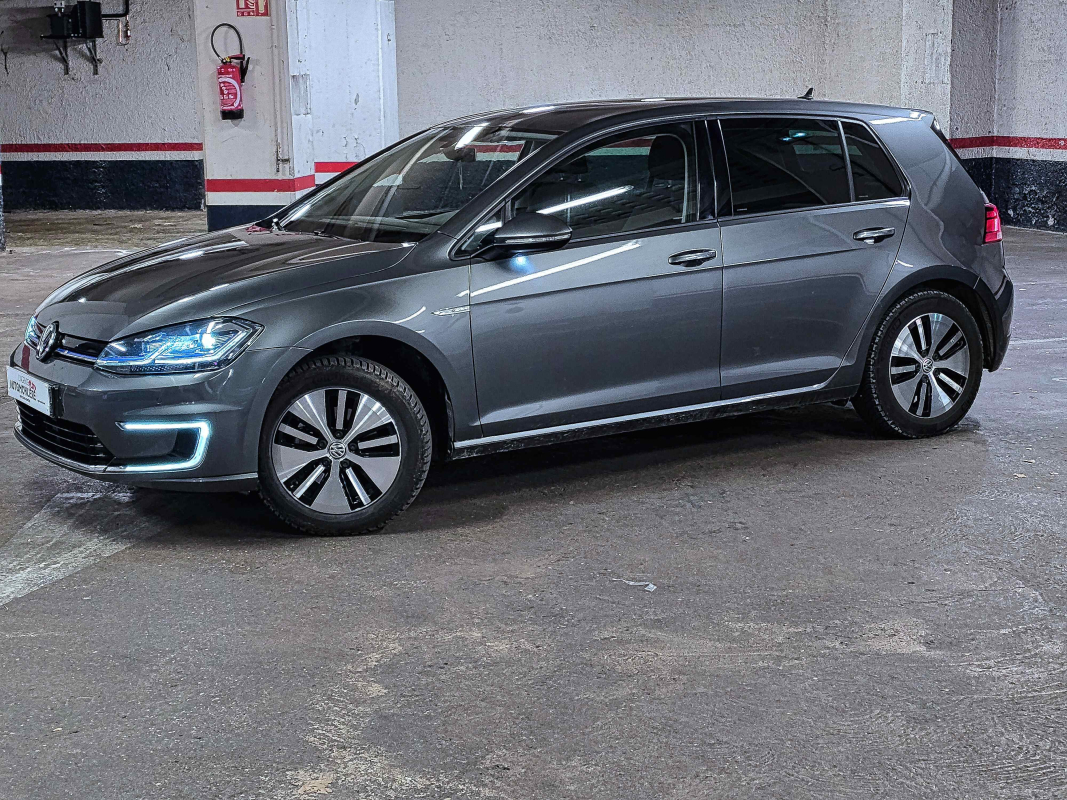 Volkswagen e-golf — 2